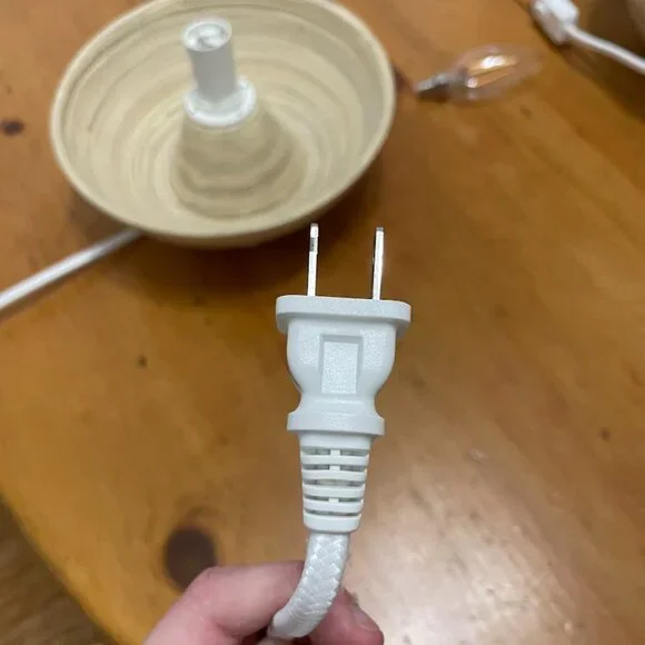 SET OF 2 Ikea Misterhult table lamps with LED lightbulb - Picture 12 of 12